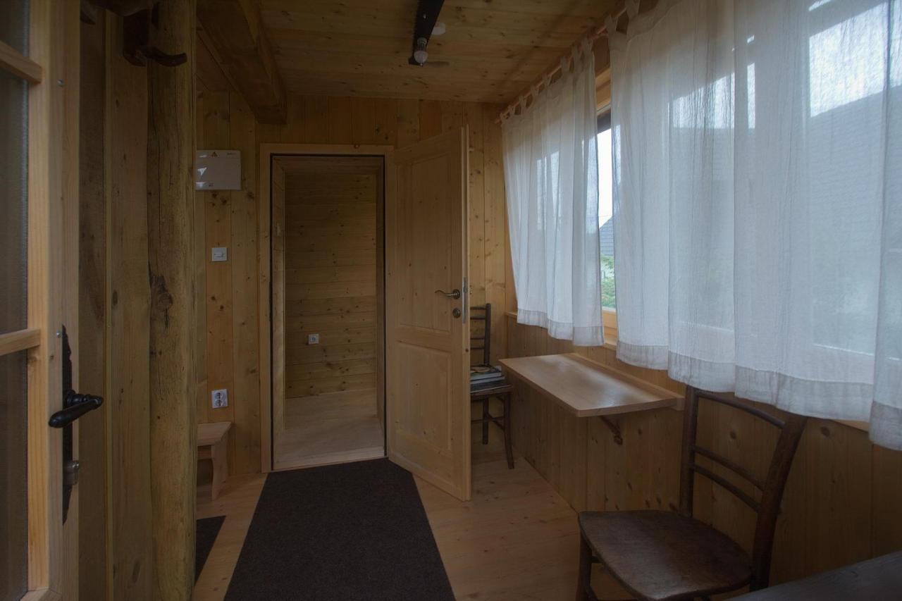 Gostel Koprivnik Pri Kocevju, Kocevski Rog Extérieur photo
