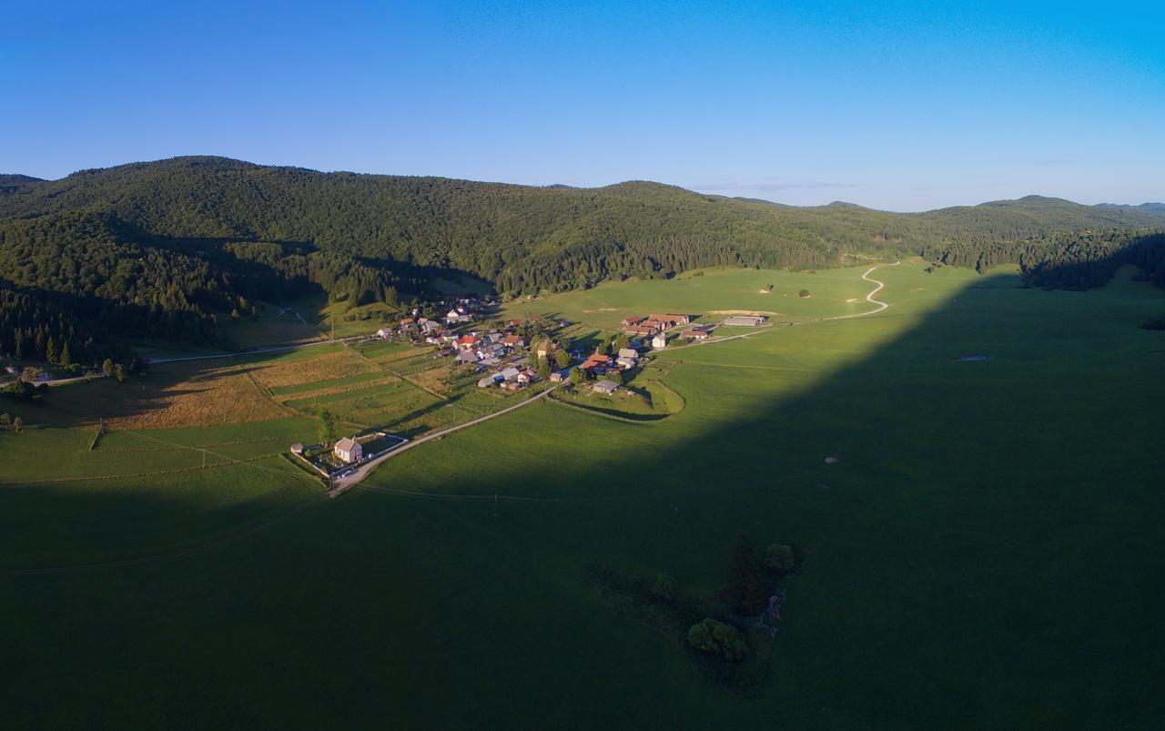 Gostel Koprivnik Pri Kocevju, Kocevski Rog Extérieur photo